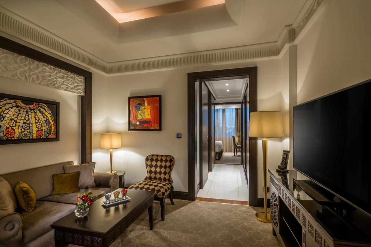 Al Mashreq Boutique Hotel - Small Luxury Hotels Of The World Рияд Екстериор снимка