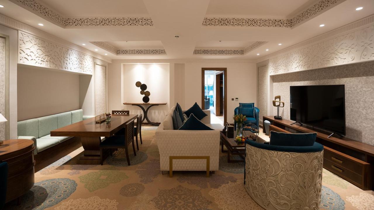 Al Mashreq Boutique Hotel - Small Luxury Hotels Of The World Рияд Екстериор снимка