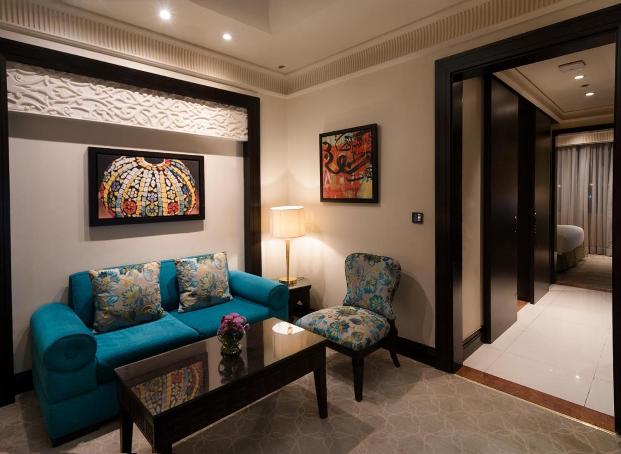 Al Mashreq Boutique Hotel - Small Luxury Hotels Of The World Рияд Екстериор снимка